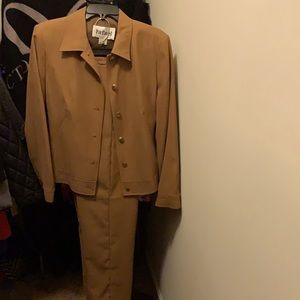 Two piece casual suit